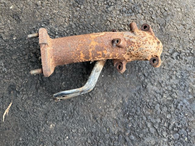 bontott MAZDA B-Serie Kipufogó Könyök