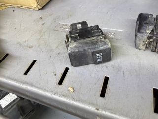 bontott MAZDA B-Serie 4x4 Kapcsoló