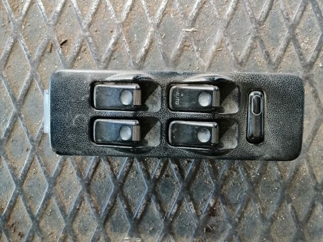 bontott MAZDA B-Serie Ablakemelő Kapcsoló Négyes / Kettes