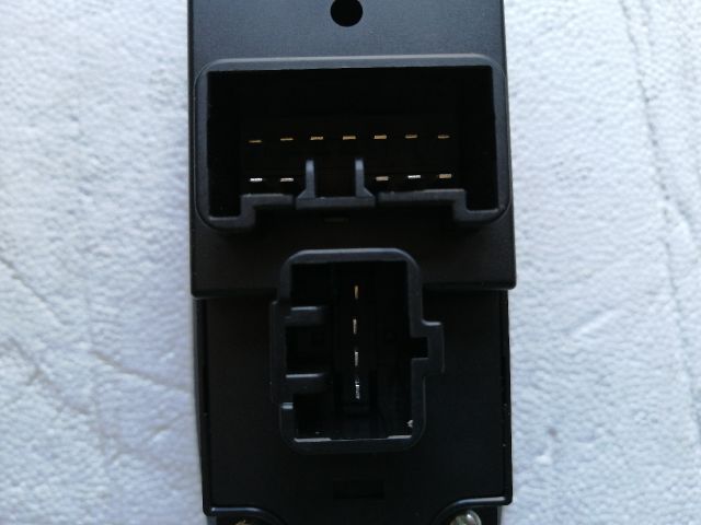 bontott MAZDA B-Serie Ablakemelő Kapcsoló Négyes / Kettes