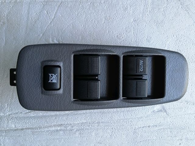 bontott MAZDA B-Serie Ablakemelő Kapcsoló Négyes / Kettes