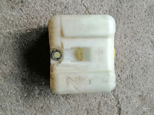 bontott MAZDA B-Serie Ablakmosó Tartály