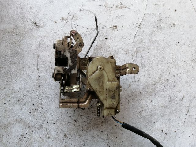 bontott MAZDA B-Serie Bal első Ajtózár