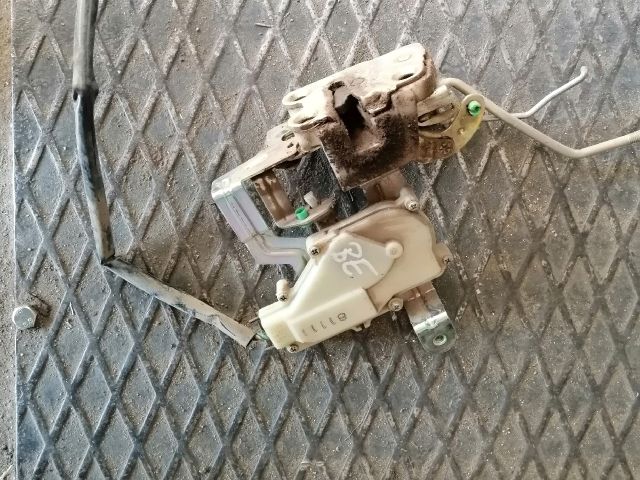 bontott MAZDA B-Serie Bal első Ajtózár