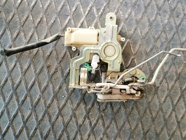 bontott MAZDA B-Serie Bal első Ajtózár