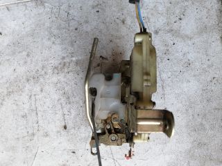 bontott MAZDA B-Serie Bal első Ajtózár