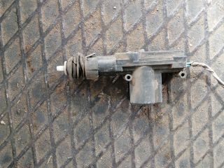 bontott MAZDA B-Serie Bal első Központizár Motor