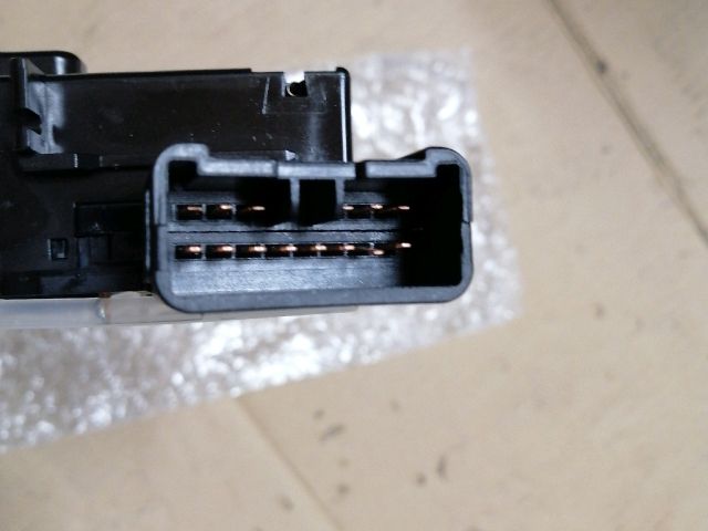 bontott MAZDA B-Serie Bal Kormánykapcsoló Irányjelző