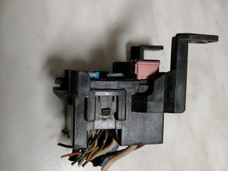 bontott MAZDA B-Serie Biztosítéktábla Utastér