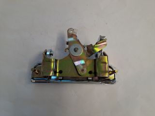 bontott MAZDA B-Serie Csomagtérajtó Kilincs