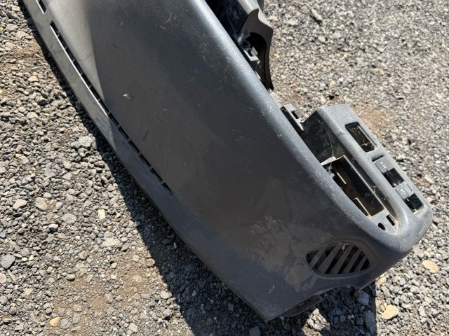 bontott MAZDA B-Serie Első Lökhárító (Részeivel)