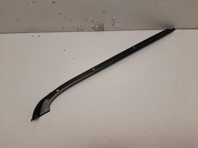 bontott MAZDA B-Serie Első Szélvédő Jobb Díszléc