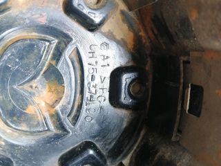 bontott MAZDA B-Serie Felniközép (1 db)