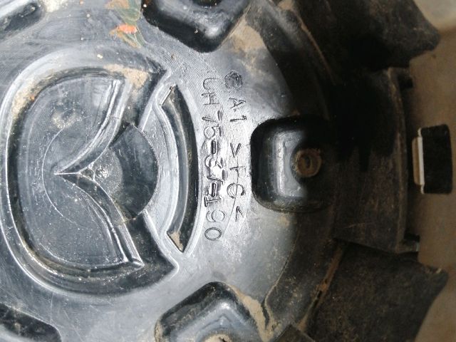 bontott MAZDA B-Serie Felniközép (1 db)