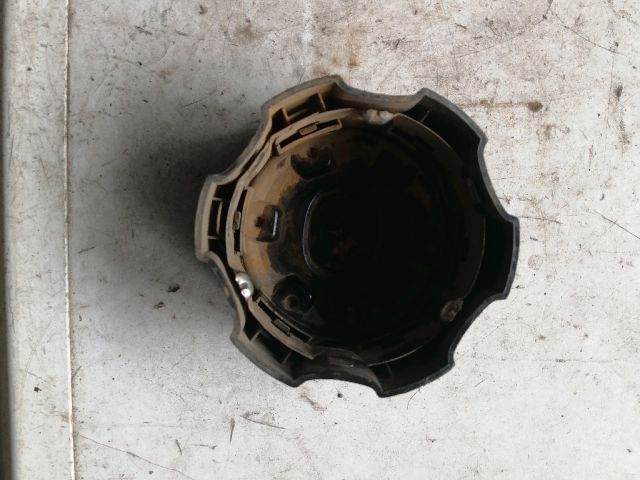 bontott MAZDA B-Serie Felniközép (1 db)