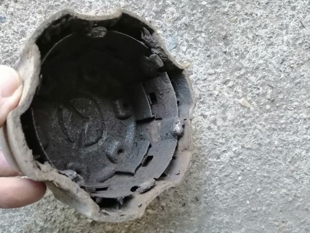 bontott MAZDA B-Serie Felniközép (1 db)