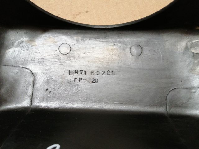 bontott MAZDA B-Serie Felső Kormányoszlop Burkolat