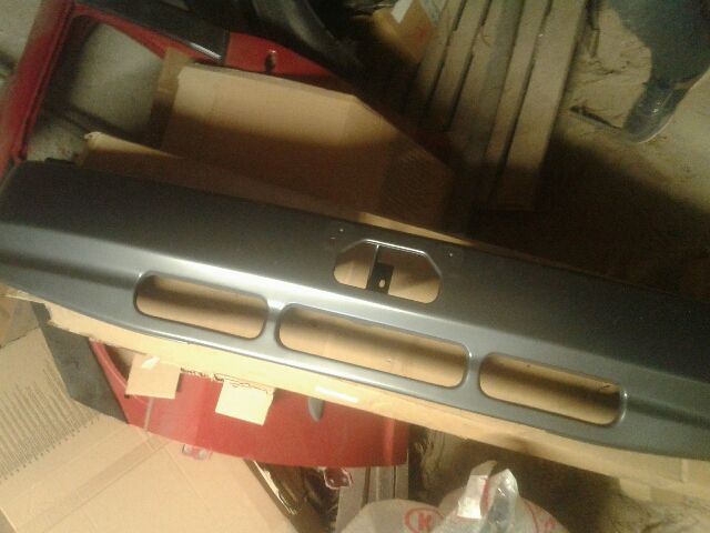 bontott MAZDA B-Serie Hátsó Lökhárító (Üresen)