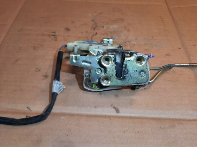 bontott MAZDA B-Serie Jobb első Ajtózár