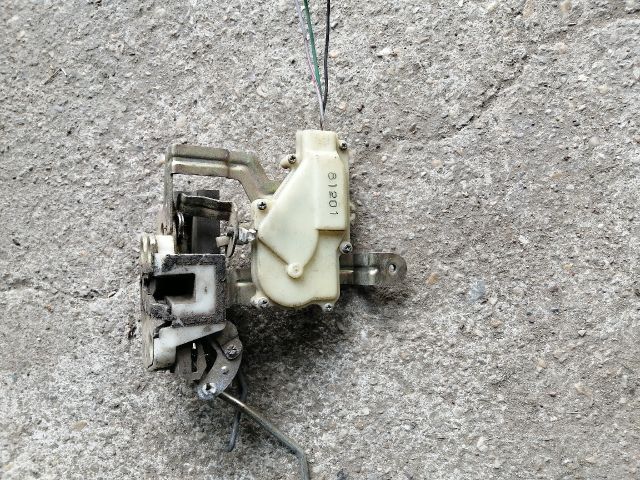 bontott MAZDA B-Serie Jobb első Ajtózár