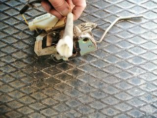 bontott MAZDA B-Serie Jobb első Ajtózár