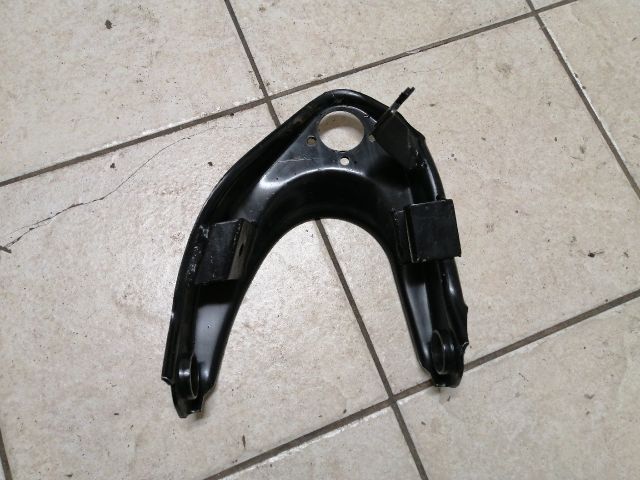 bontott MAZDA B-Serie Jobb első Felső Lengőkar