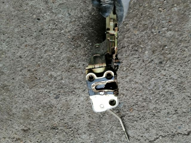 bontott MAZDA B-Serie Jobb hátsó Ajtózár