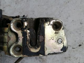 bontott MAZDA B-Serie Jobb hátsó Ajtózár