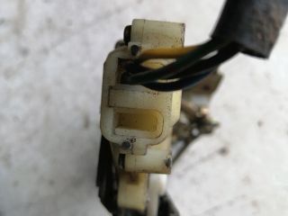 bontott MAZDA B-Serie Jobb hátsó Ajtózár