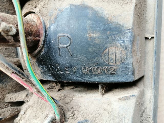 bontott MAZDA B-Serie Jobb Hátsó Lámpa