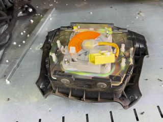 bontott MAZDA B-Serie Kormánylégzsák