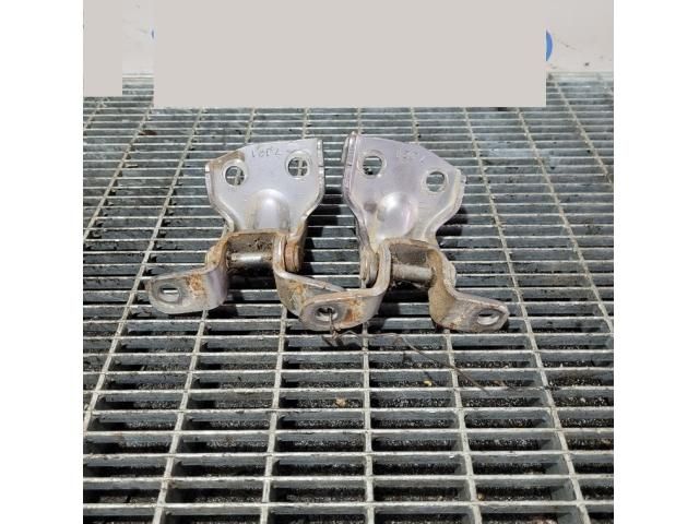 bontott MAZDA BT-50 Ajtó Zsanér (Pozíciófüggetlen)