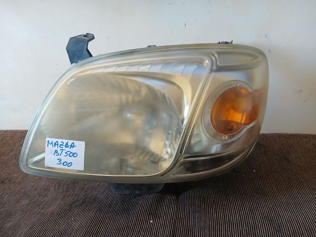 bontott MAZDA BT-50 Bal Fényszóró