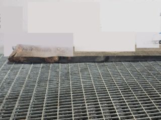 bontott MAZDA BT-50 Hátsó Lökhárító Merevítő (Fém)