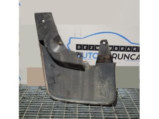 bontott MAZDA BT-50 Hátsó Sárvédő Gumi Pár