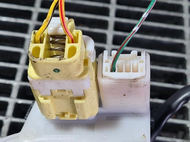 bontott MAZDA BT-50 Légzsák Átvezető Szalagkábel