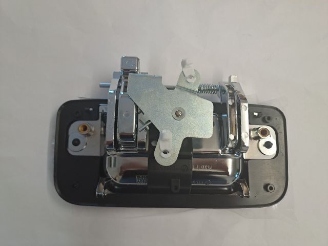 bontott MAZDA BT-50 Plató Ajtó Kilincs