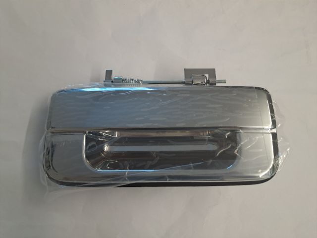 bontott MAZDA BT-50 Plató Ajtó Kilincs