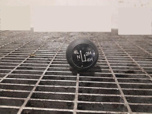 bontott MAZDA BT-50 Váltógomb