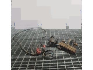 bontott MAZDA BT-50 Vonóhorog