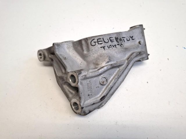 bontott MAZDA CX-3 Generátor Tartó Bak