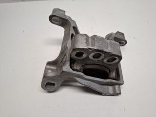 bontott MAZDA CX-3 Motor Tartó Bak Jobb