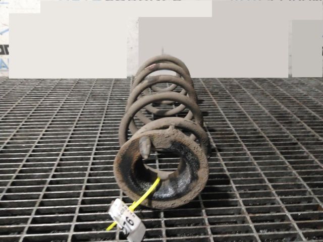 bontott MAZDA CX-3 Hátsó Rugó