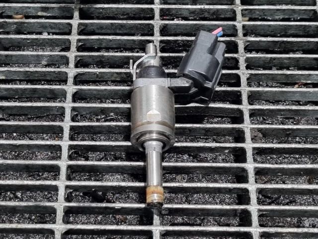 bontott MAZDA CX-3 Porlasztó (1 db)