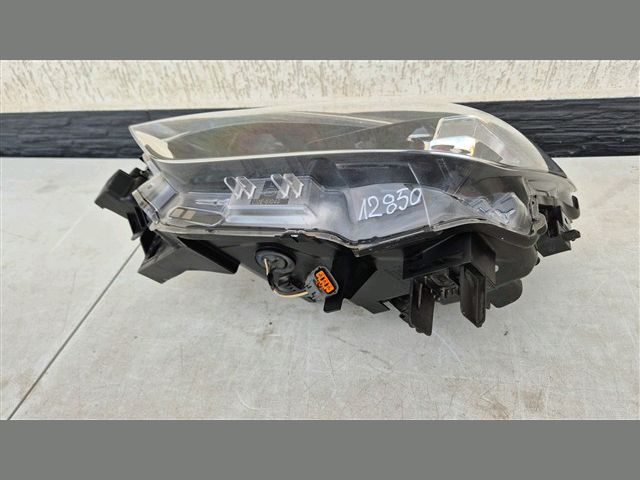 bontott MAZDA CX-3 Bal Fényszóró