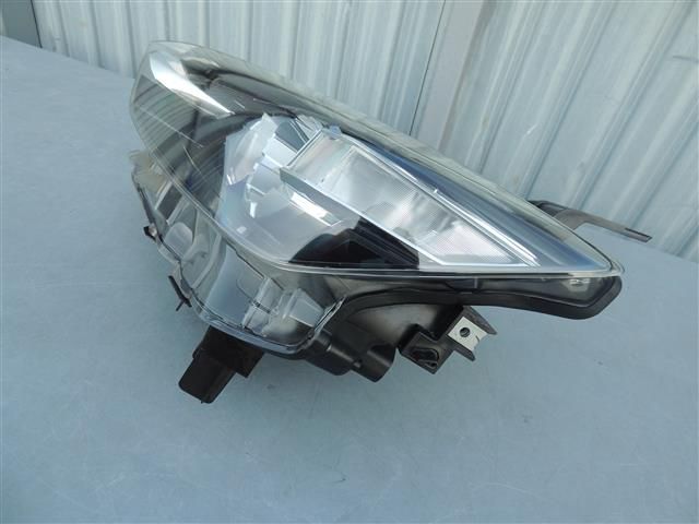 bontott MAZDA CX-3 Bal Fényszóró