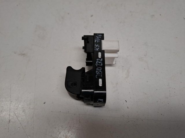 bontott MAZDA CX-3 Bal hátsó Ablakemelő Kapcsoló