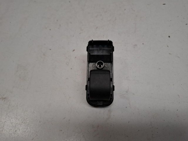 bontott MAZDA CX-3 Bal hátsó Ablakemelő Kapcsoló
