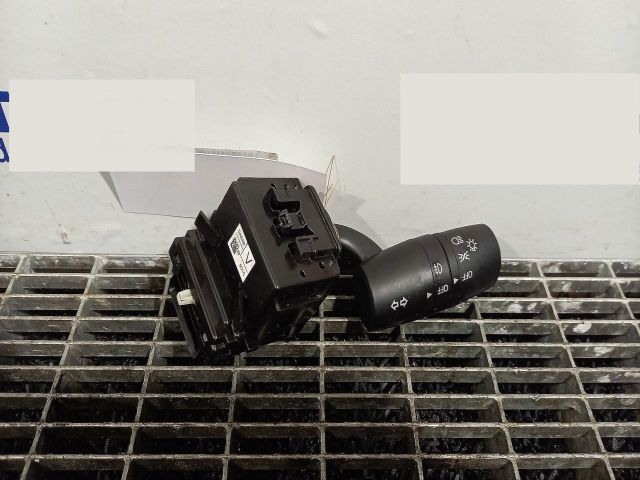 bontott MAZDA CX-3 Bal Kormánykapcsoló Irányjelző