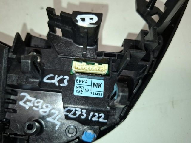 bontott MAZDA CX-3 Bal Multikormány Kapcsoló